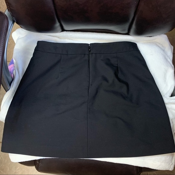 Express A line Mid length skirt Size 8 - Picture 2 of 2